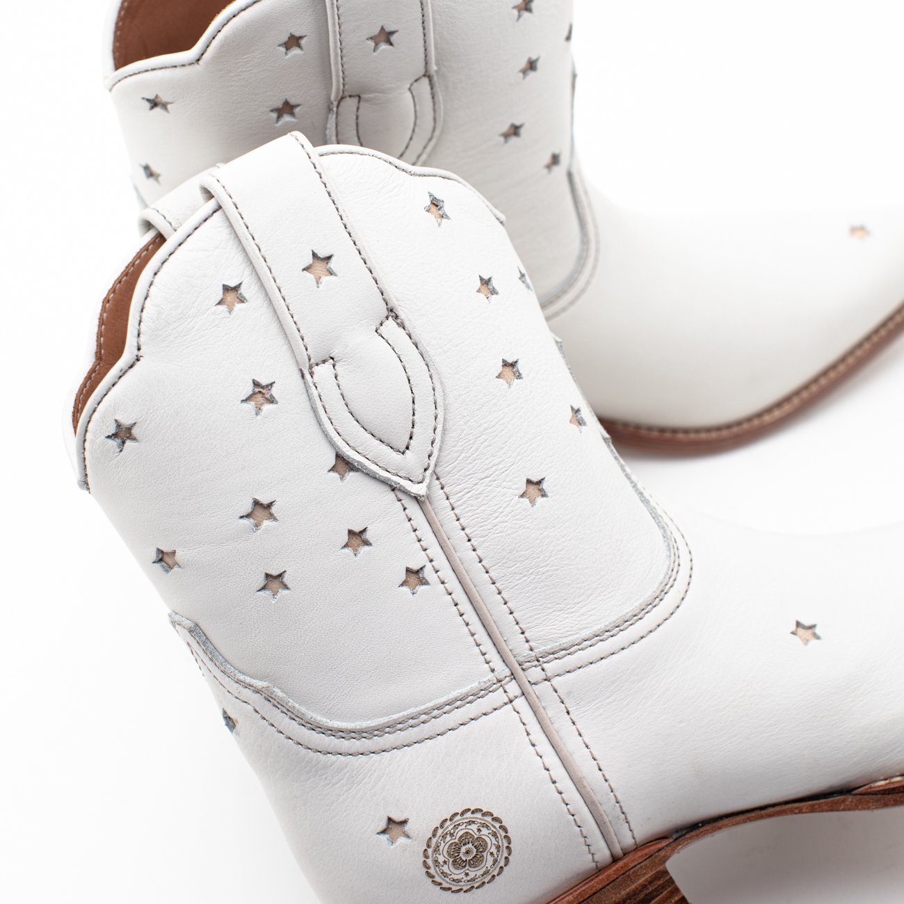 Boot - Presidio Short White